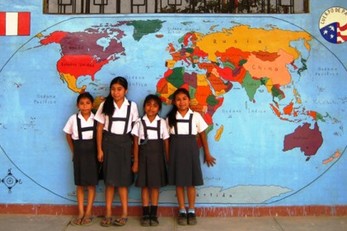 Los Pequenos Geografos (The Little Geographers)