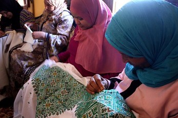 Creation Camp: An Introduction to Traditional Moroccan Artisanal Skills for Girls