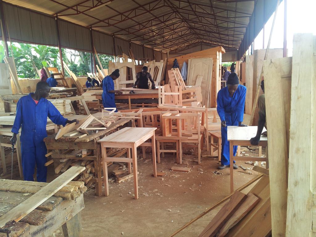 FURNITURE MAKING AND REPAIRING PROJECT / CARPENTRY WORKSHOP